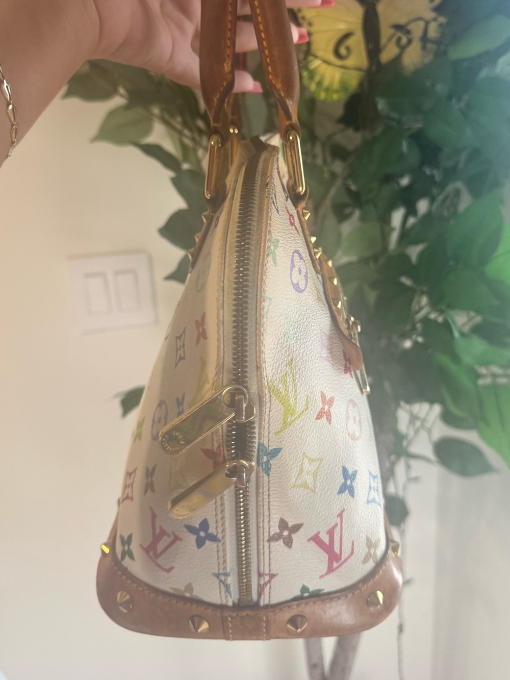 Louis Vuitton Alma Murakami w/ COA🔐 - Picture 8 of 14